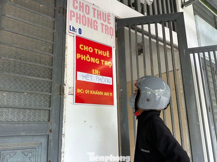 Hiện nhiều tân sinh viên chật vật tìm phòng trọ.
