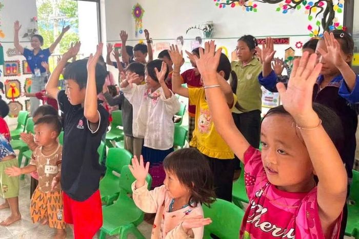 Những buổi học kỹ năng, tiếng Anh giao tiếp mang đến nhiều trải nghiệm. mới cho các em. Ảnh: CTV