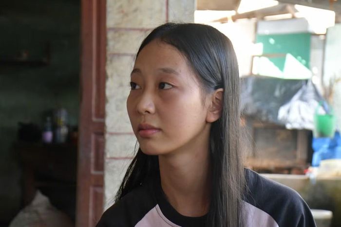 Em Thới Ngọc Trân Châu (trú thôn Thạch Trụ Đông, xã Lân Phong, tỉnh Quảng Ngãi) là thủ khoa Trường Đại học Phạm Văn Đồng.