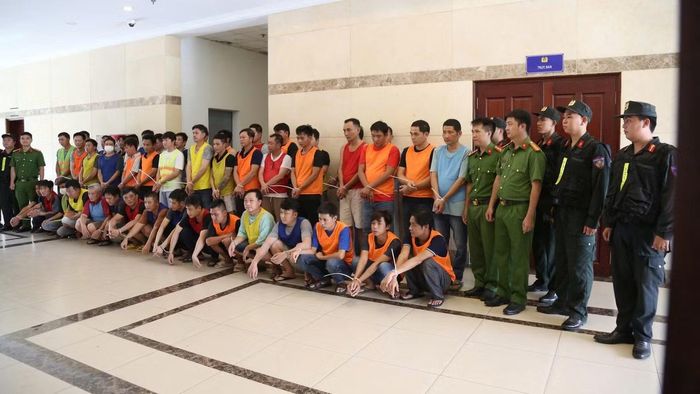 Cơ quan điều tra đã khởi tố 6 vụ án, 40 bị can về các tội “Tổ chức đánh bạc” và “Đánh bạc”.
