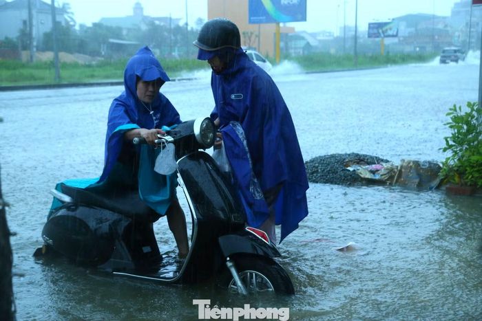 Phương tiện chết máy trên đường 72m.