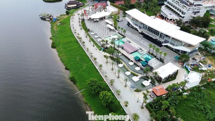 Thông tin từ Văn phòng UBND TP. Huế cho biết, thành phố sẽ triển khai các biện pháp cưỡng chế buộc khắc phục hậu quả đối với những hạng mục xây dựng sai phép tại dự án Huế Times Square (Quảng trường Thời đại), địa chỉ số 5 Lê Lợi, phường Thuận Hóa.