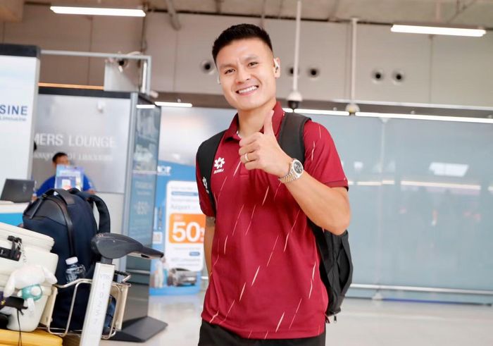 Nguyễn Quang Hải nhận được nhiều sự chú ý. Tiền vệ của CLB Công an Hà Nội là một trong những cầu thủ giàu kinh nghiệm nhất của tuyển Việt Nam trong các cuộc đối đầu với Thái Lan.