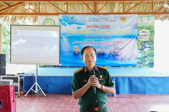 Đồng chí Trần Văn Đào - Chủ nhiệm CLB CCB hưu trí Dầu khí phía Nam: chương trình giúp mỗi thành viên cảm nhận sâu sắc hơn giá trị của hòa bình, đồng thời nâng cao trách nhiệm gìn giữ và phát huy truyền thống cách mạng.