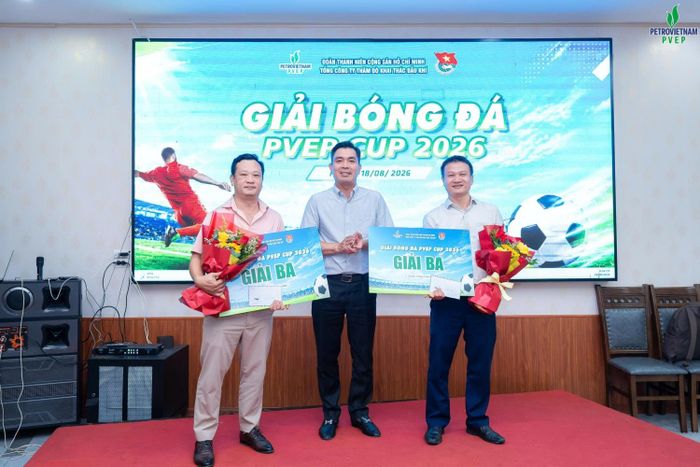 Các đội giành giải Ba tại Giải bóng đá PVEP Cup 2026.