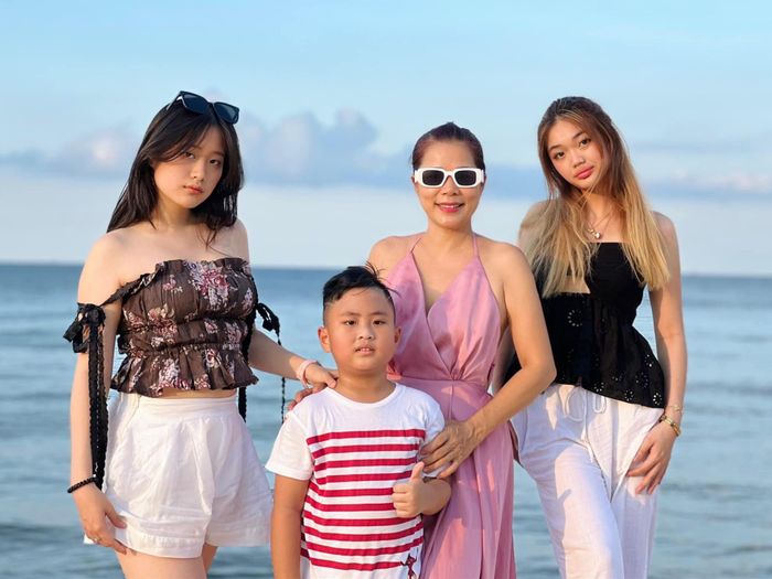 Mỹ Lệ đau đáu vì 3 con. Ảnh: Tư liệu