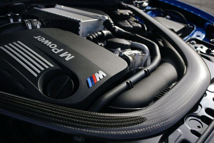 Hiện tượng turbo lag là đặc tính và là hạn chế của động cơ turbo. Ảnh: The Drive