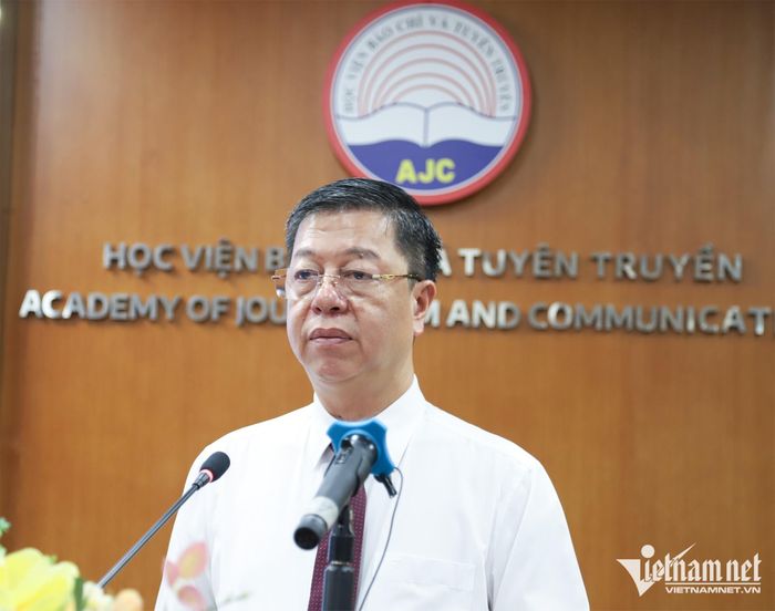 PGS.TS Vũ Trọng Lâm, Giám đốc - Tổng Biên tập Nhà xuất bản Chính trị quốc gia Sự thật