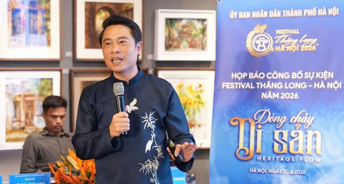Đạo diễn Phạm Hoàng Giang.