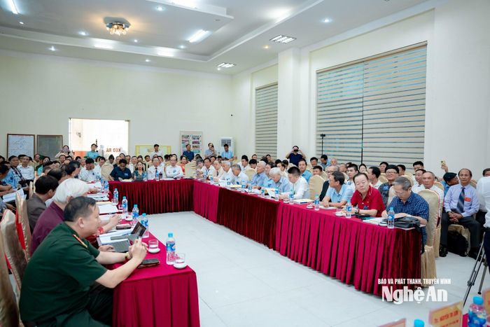 Các đại biểu tham dự Hội thảo.