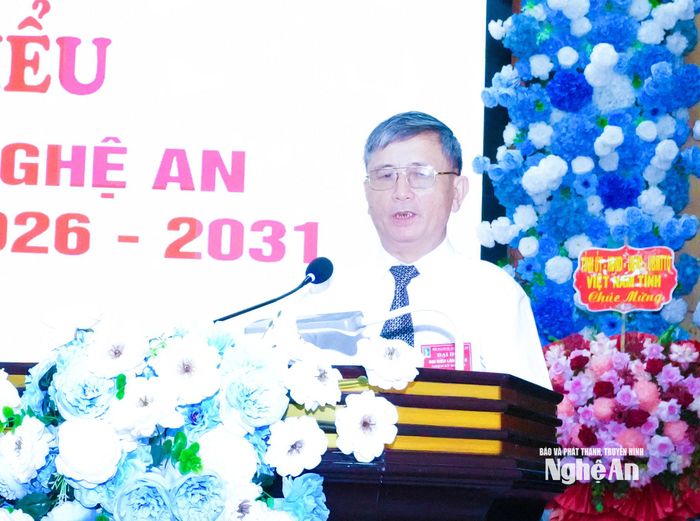 Chủ tịch Hội Người mù Nghệ An khoá IX Lê Xuân Hai phát biểu khai mạc Đại hội. Ảnh: Mai Hoa