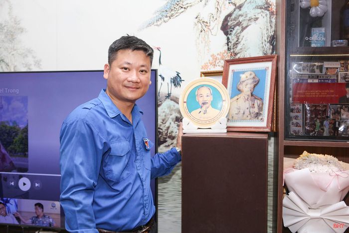 Những lời dạy của Bác và tấm gương suốt đời tận hiến cho đất nước của ông ngoại là động lực để anh Đặng Văn Cường vượt qua khó khăn, thực hiện khát vọng phát triển.