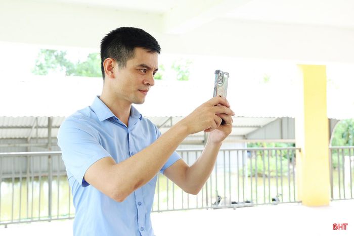 Chân dung Trưởng thôn Nguyễn Tuấn Anh ở thôn Quyết Thắng, xã Cẩm Bình.