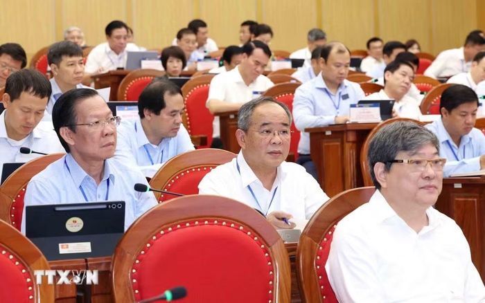 Các học viên Lớp bồi dưỡng, cập nhật kiến thức đối với Ủy viên Ban Chấp hành Trung ương Đảng khóa XIV (Lớp thứ nhất). (Ảnh: Phương Hoa/TTXVN)