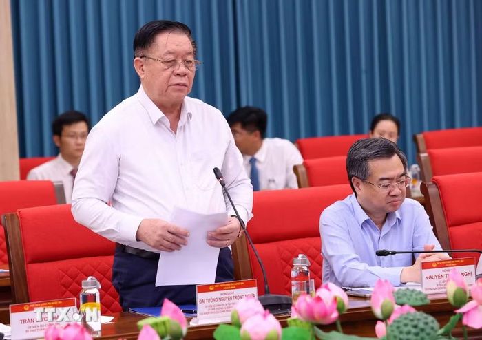Đại tướng Nguyễn Trọng Nghĩa, Ủy viên Bộ Chính trị, Bí thư Trung ương Đảng, Chủ nhiệm Tổng cục Chính trị Quân đội nhân dân Việt Nam phát biểu. (Ảnh: Văn Điệp/TTXVN)
