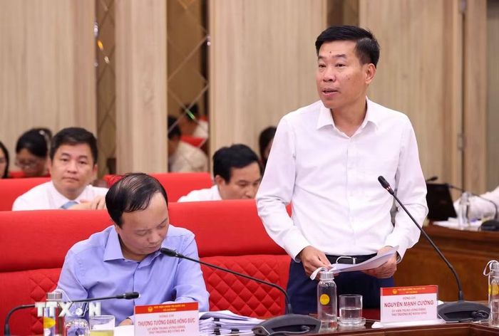 Đồng chí Nguyễn Mạnh Cường, Ủy viên Trung ương Đảng, Thứ trưởng Bộ Ngoại giao phát biểu. (Ảnh: Văn Điệp/TTXVN)
