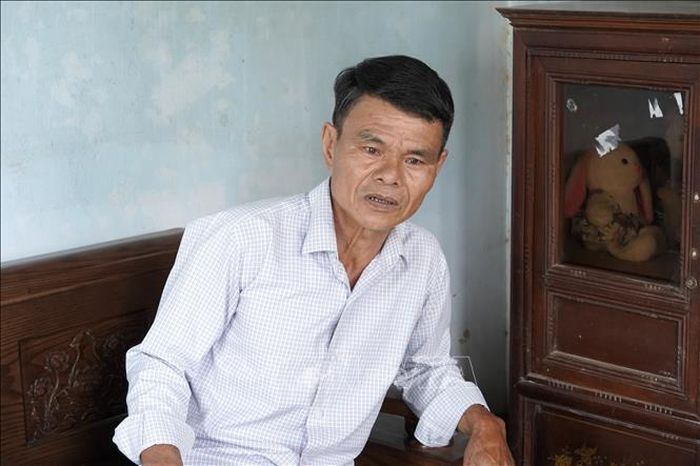 Ông Nguyễn Văn Thi, xã Hiếu Giang là người đã phát hiện ra một số di vật và cung cấp nguồn tin để các lực lượng chức năng quy tập, cất bốc được 2 hài cốt liệt sĩ vào đầu năm 2026. Ảnh: Thanh Thuỷ/TTXVN