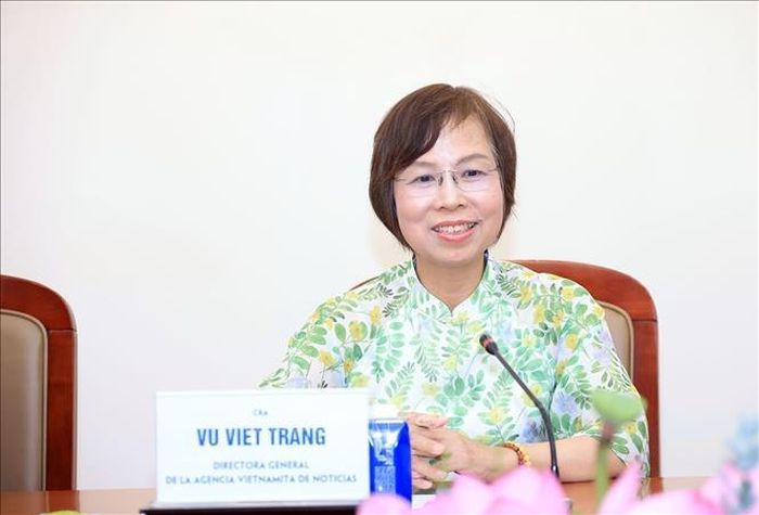 Đồng chí Vũ Việt Trang, Ủy viên Ban Thường vụ Đảng ủy các cơ quan Đảng Trung ương, Bí thư Đảng ủy, Tổng Giám đốc Thông tấn xã Việt Nam, Phó Trưởng ban Tuyên giáo Trung ương phát biểu tại buổi làm việc. Ảnh: Tuấn Anh/TTXVN