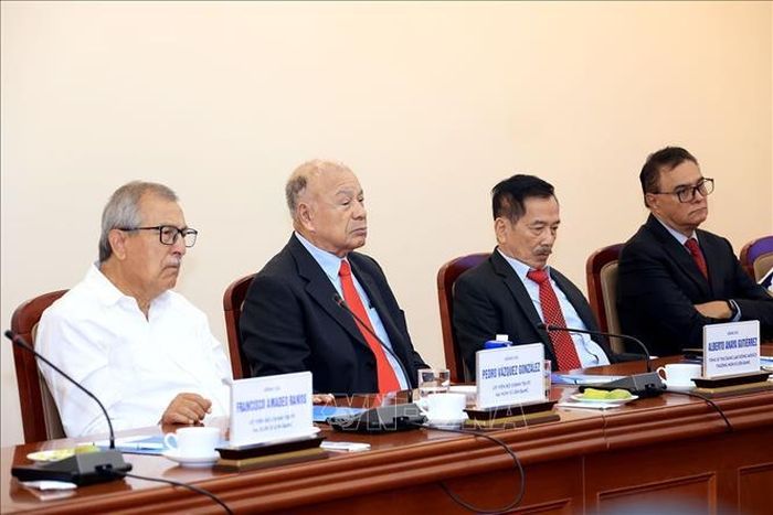 Đoàn đại biểu cấp cao Đảng Lao động (PT) Mexico thăm và làm việc tại Thông tấn xã Việt Nam. Ảnh: Tuấn Anh/TTXVN