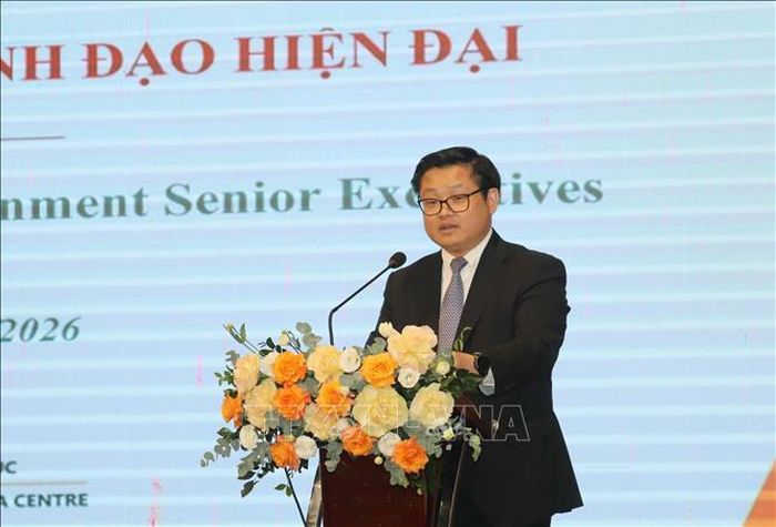 PGS.TS Đậu Hương Nam, Vụ trưởng Vụ Hợp tác quốc tế, Học viện Chính trị quốc gia Hồ Chí Minh phát biểu tại chương trình.
