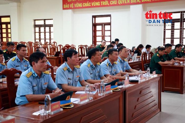 Quang cảnh Hội nghị triển khai kế hoạch phối hợp vận chuyển, bàn giao mẫu hài cốt liệt sĩ phục vụ giám định ADN, xác định danh tính hài cốt liệt sĩ.