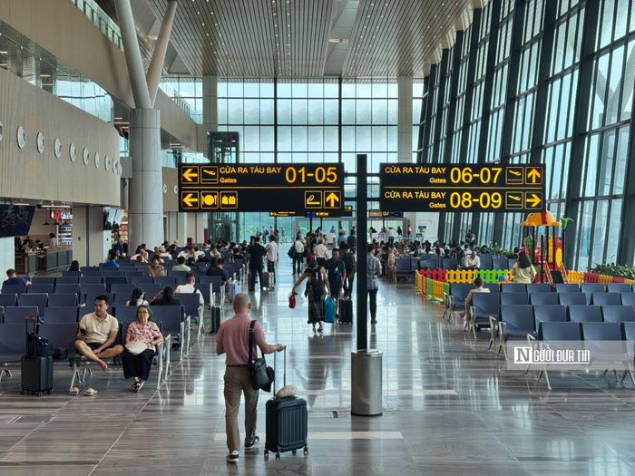 Nhà ga T3 sân bay Tân Sơn Nhất thành phố Hồ Chí Minh