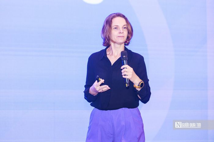 Bà Hannah Pearson, Giám đốc Pear Anderson, phân tích xu hướng cạnh tranh của du lịch Đông Nam Á tại Horecfex 2026.
