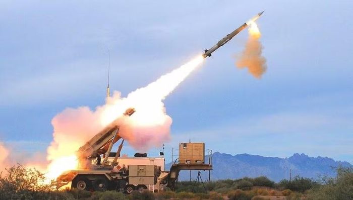 Phóng từ hệ thống Patriot MIM-104. Ảnh: MW.