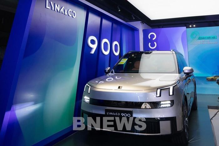 Lynk & Co 900 - Mẫu SUV PHEV cao cấp nhất của thương hiệu