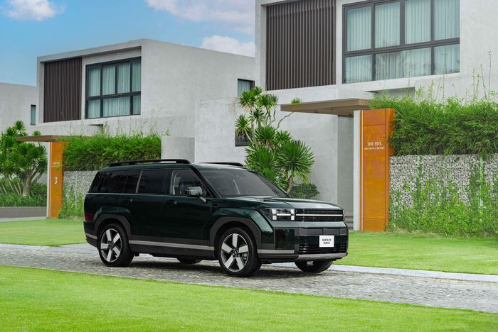 Hyundai Santa Fe có ưu đãi giảm cao nhất lên tới 220 triệu đồng trong tháng 8.
