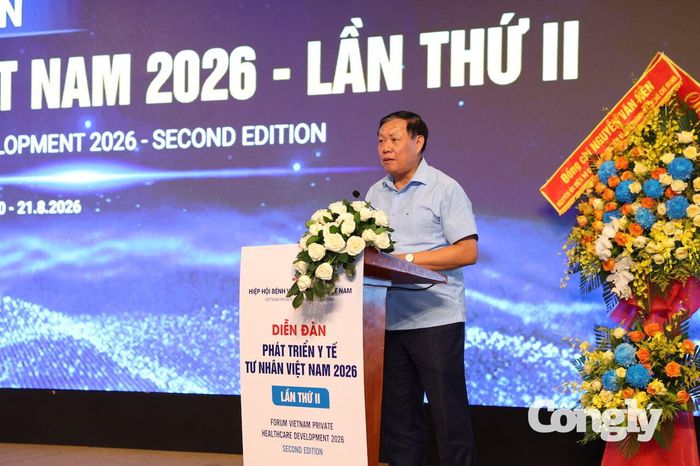 Thứ trưởng Bộ Y tế Đỗ Xuân Tuyên.