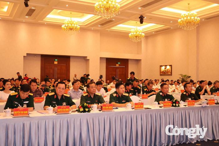 Quang cảnh hội nghị
