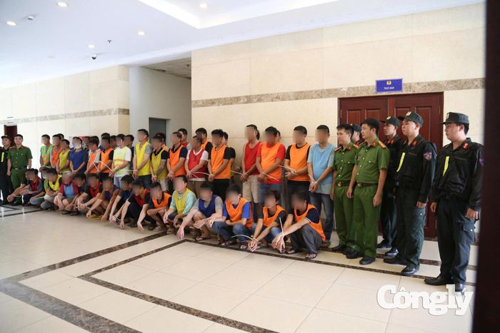 Công an TP.HCM đã khởi tố 6 vụ án hình sự, khởi tố và tạm giam 40 bị can để điều tra về các tội “Tổ chức đánh bạc” và “Đánh bạc”.