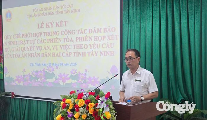 Phó Chánh án TAND tỉnh Đỗ Văn Thinh phát biểu.