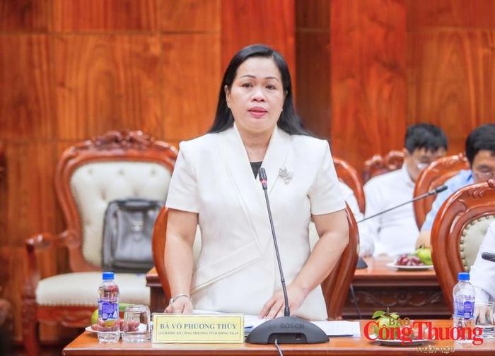 Giám đốc Sở Công Thương tỉnh Đồng Tháp Võ Phương Thủy phát biểu tại buổi làm việc với Đoàn công tác của Bộ Công Thương.