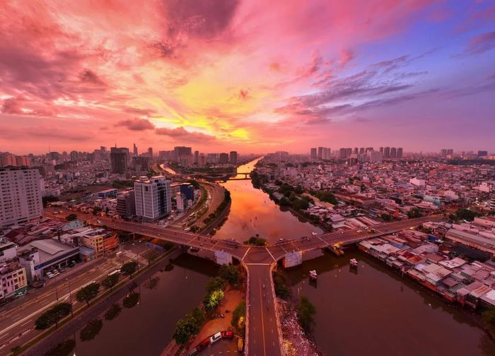 Cầu chữ Y là một trong những công trình giao thông đặc biệt và có lịch sử lâu đời bậc nhất tại TP Hồ Chí Minh. Ảnh nguồn Internet