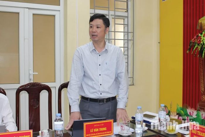 Giám đốc Sở Văn hóa, Thể thao và Du lịch Lê Văn Trung phát biểu tại buổi làm việc.