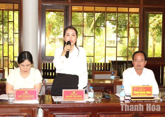 Đại diện lãnh đạo Ủy ban MTTQ xã Yên Định phát biểu tại buổi kiểm tra.