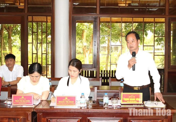 Đại diện lãnh đạo Ủy ban MTTQ xã Yên Trường phát biểu tại buổi kiểm tra.