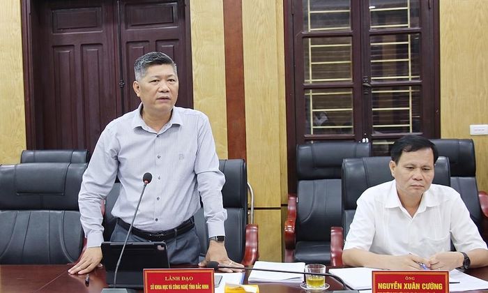  Lãnh đạo Sở Khoa học và Công nghệ phát biểu tại buổi giám sát. 