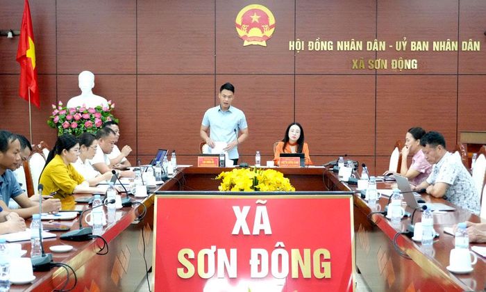  Lãnh đạo UBND xã Sơn Động nêu một số khó khăn và đề xuất giải pháp tháo gỡ. 