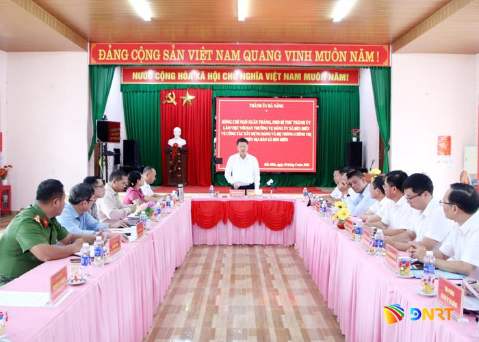 Quang cảnh buổi làm việc. Ảnh: TRỌNG HUY