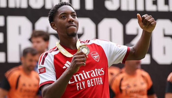 Lewis-Skelly có thể giúp MU nguôi nỗi nhớ Pogba? Ảnh: Getty Images