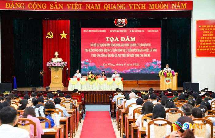 Quang cảnh tọa đàm. Ảnh: NGỌC PHÚ