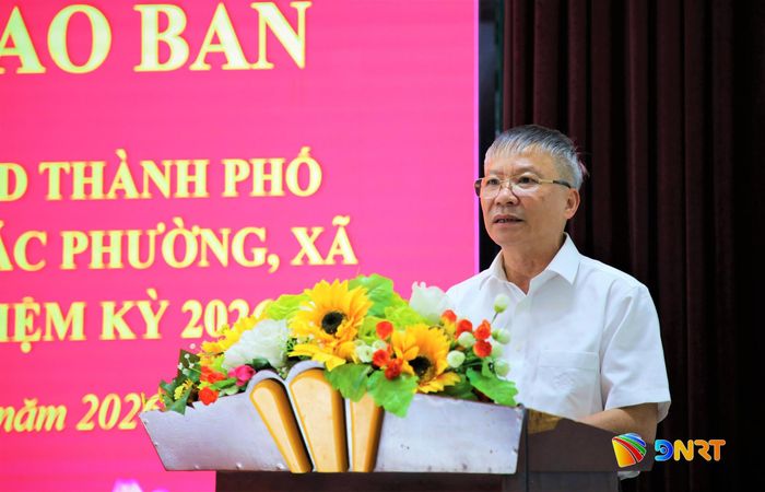 Phó Bí thư Thành ủy, Chủ tịch HĐND thành phố Nguyễn Đức Dũng phát biểu. Ảnh: ALĂNG NGƯỚC