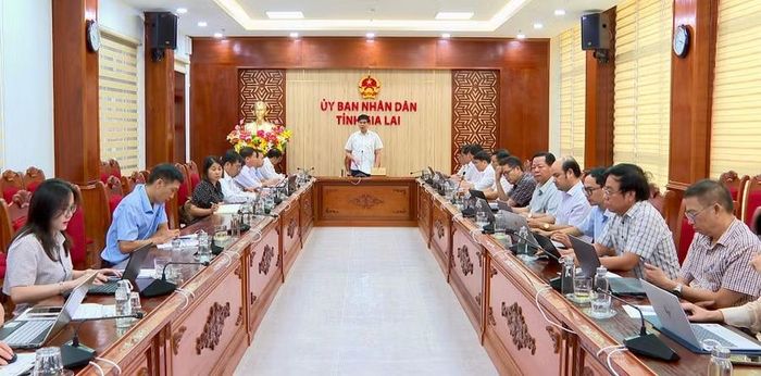 Quang cảnh cuộc họp tại điểm cầu UBND tỉnh. Ảnh: Nhật Trường