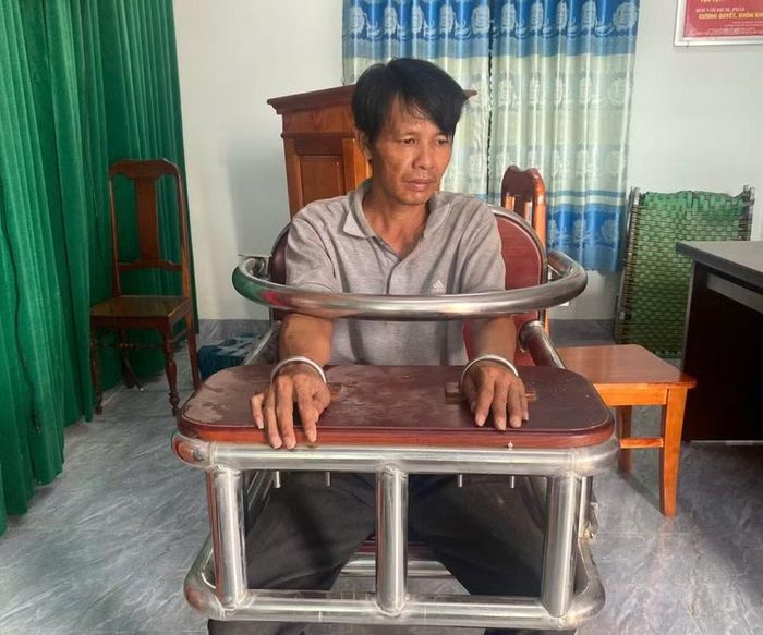 Đối tượng Phạm Văn Dũng thời điểm bị bắt giữ. Ảnh: X.A