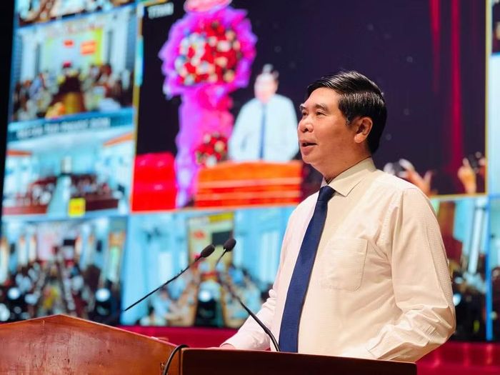 Phó Chủ tịch UBND tỉnh Gia Lai Lâm Hải Giang phát biểu tại hội nghị. Ảnh: Trần Dung