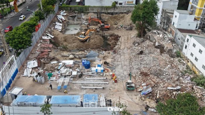 Nhà đầu tư đang tổ chức san gạt mặt bằng, chuẩn bị đầu tư dự án.