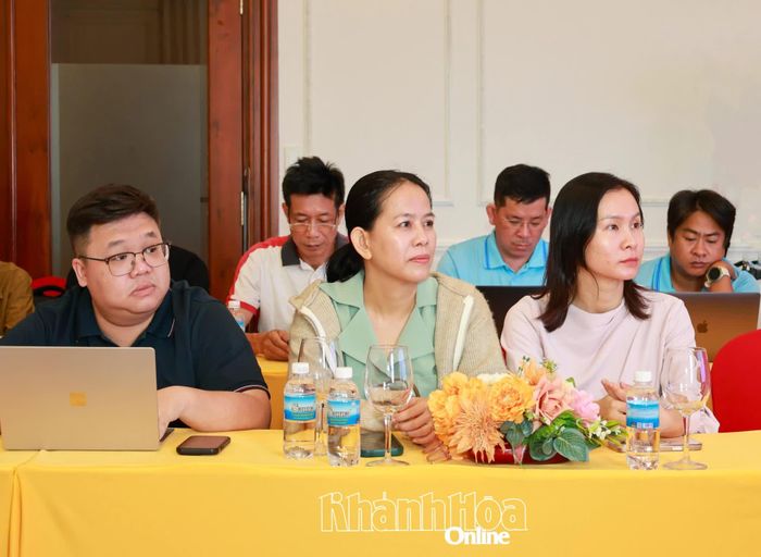 Các học viên tham gia khóa tập huấn.